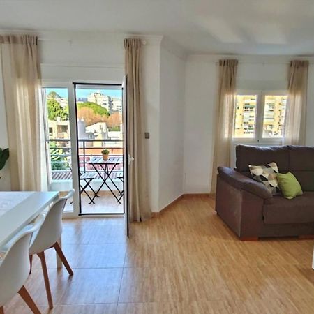 Apartamento Paseo Larios Torre Del Mar Luaran gambar