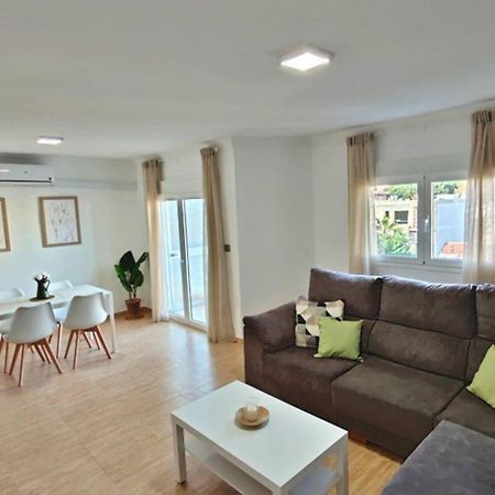 Apartamento Paseo Larios Torre Del Mar Luaran gambar