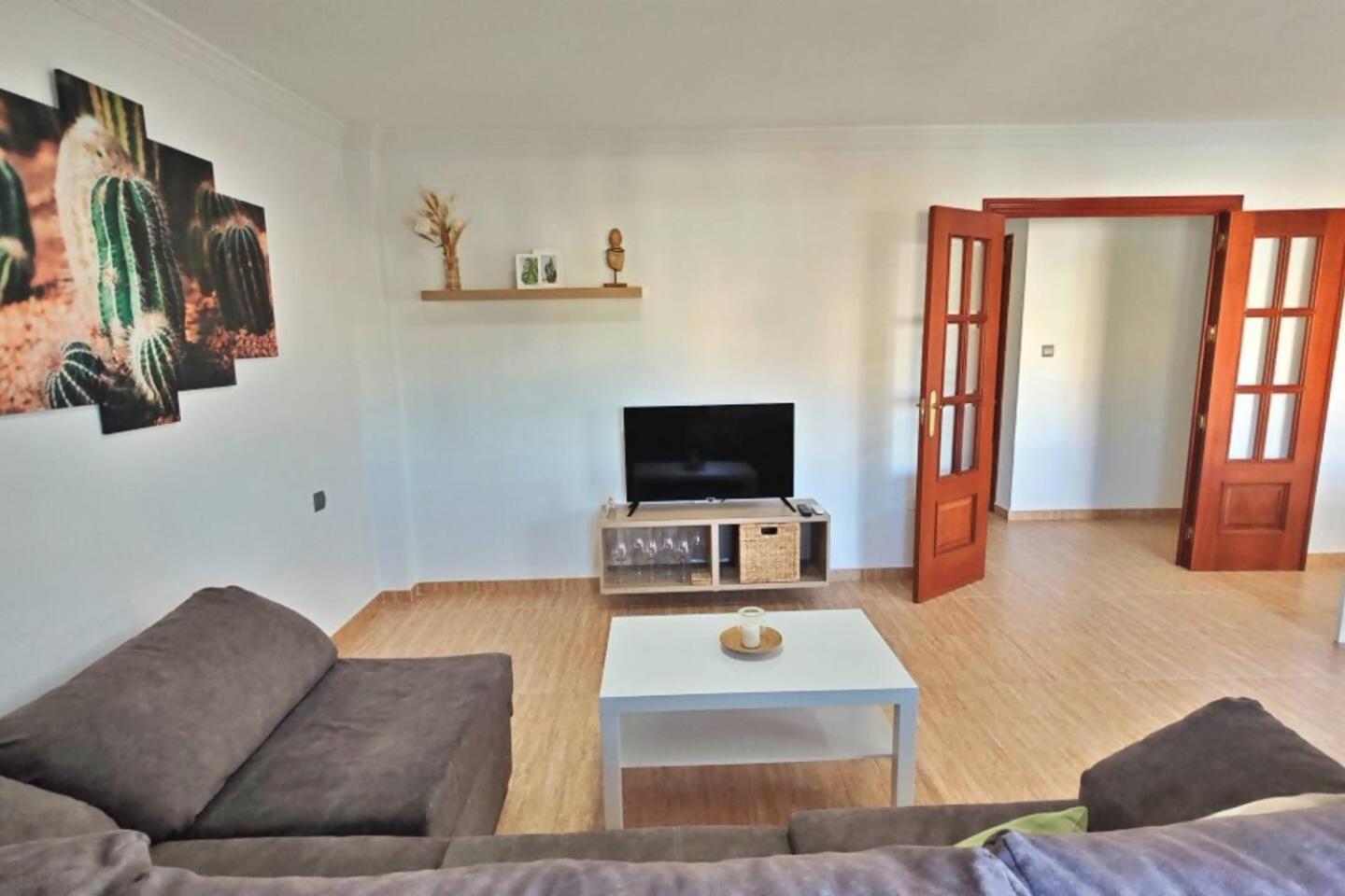 Apartamento Paseo Larios Torre Del Mar Luaran gambar
