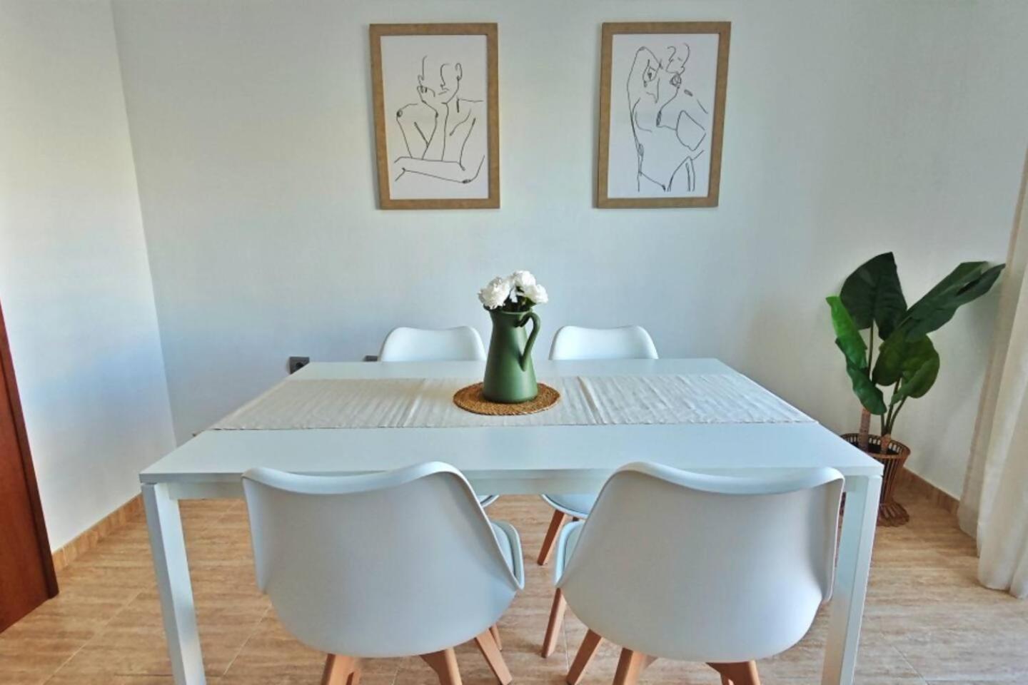 Apartamento Paseo Larios Torre Del Mar Luaran gambar