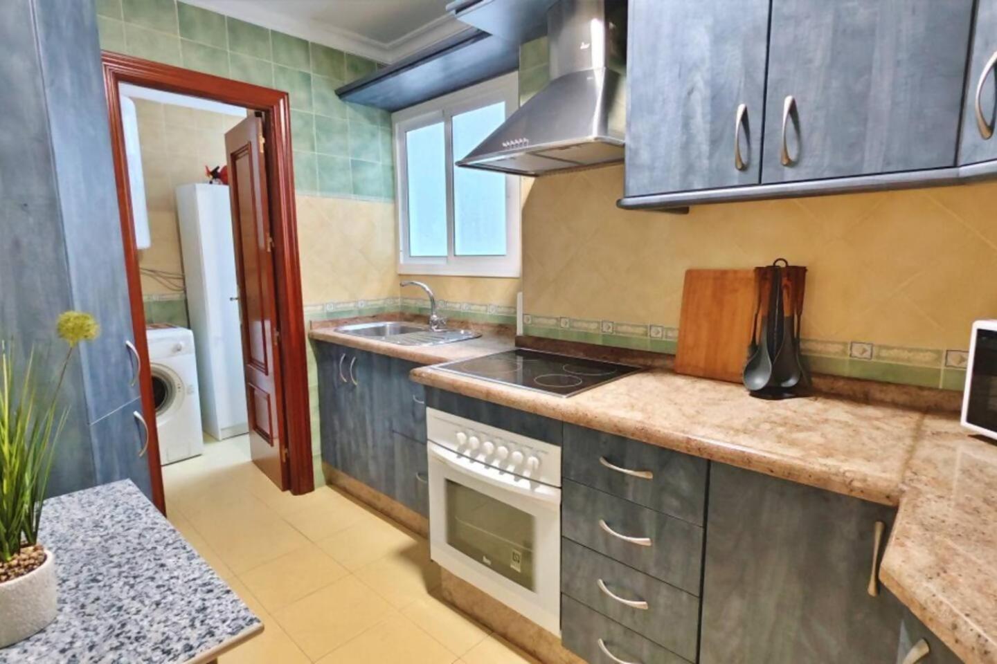 Apartamento Paseo Larios Torre Del Mar Luaran gambar