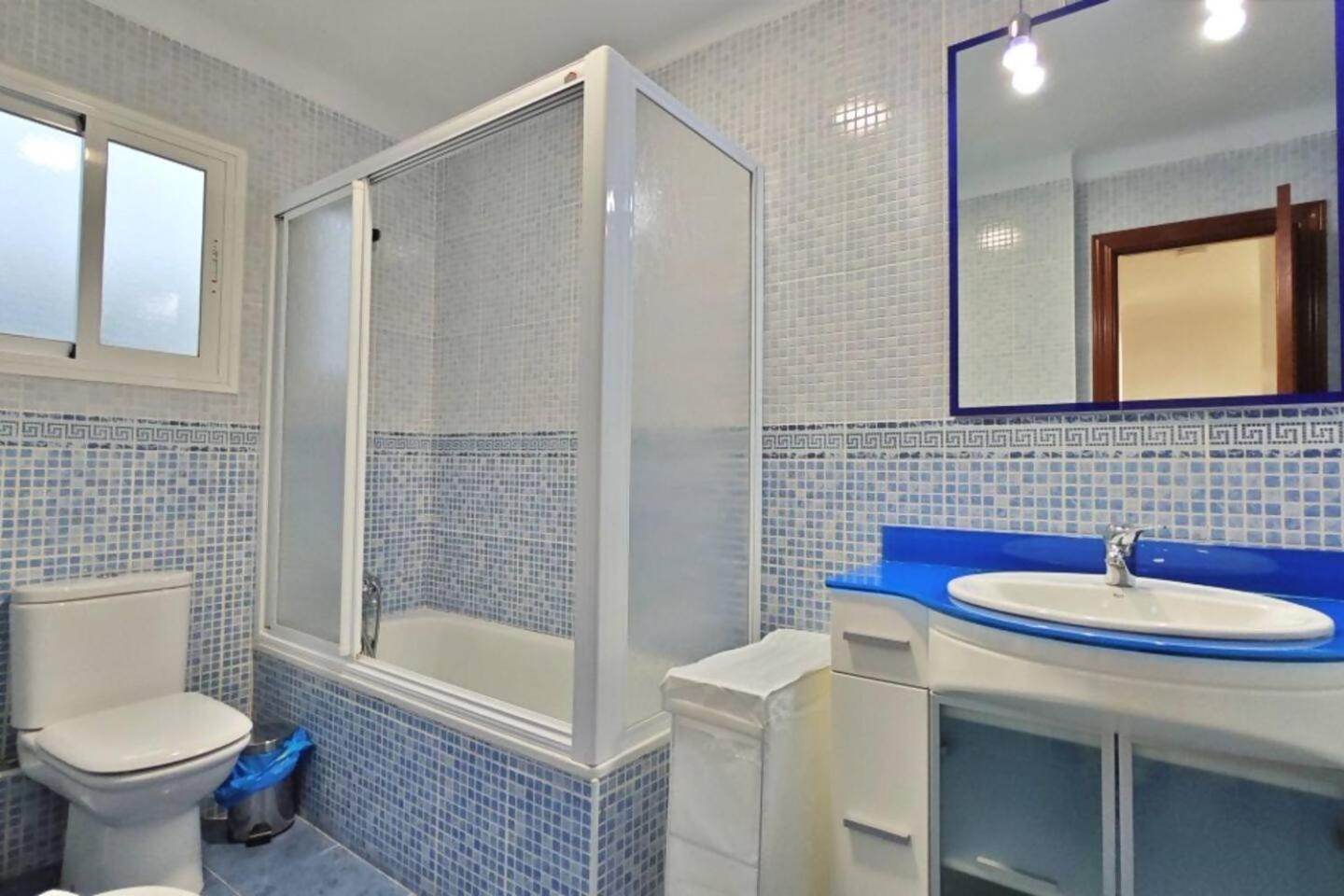 Apartamento Paseo Larios Torre Del Mar Luaran gambar